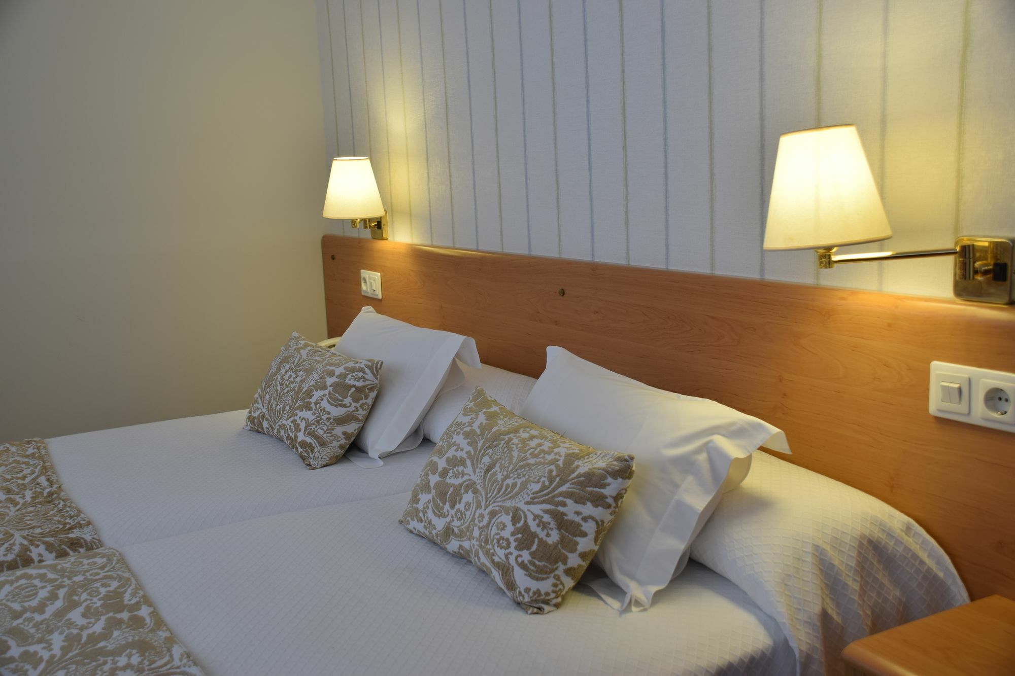 Anosa Casa 3* Santiago de Compostela